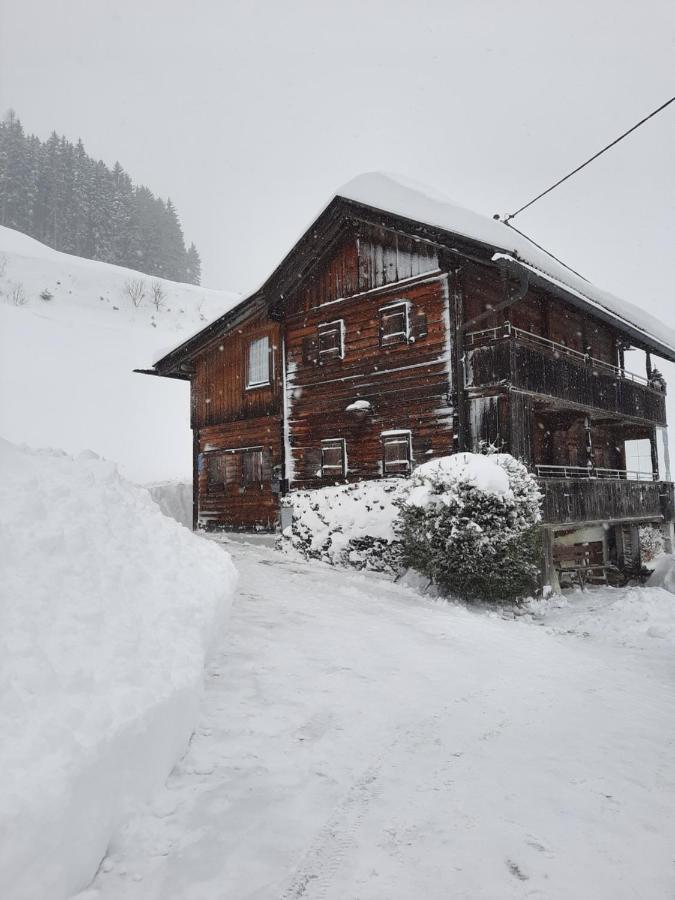 Ferienhaeuschen Rahm Vila Hainzenberg Exterior foto